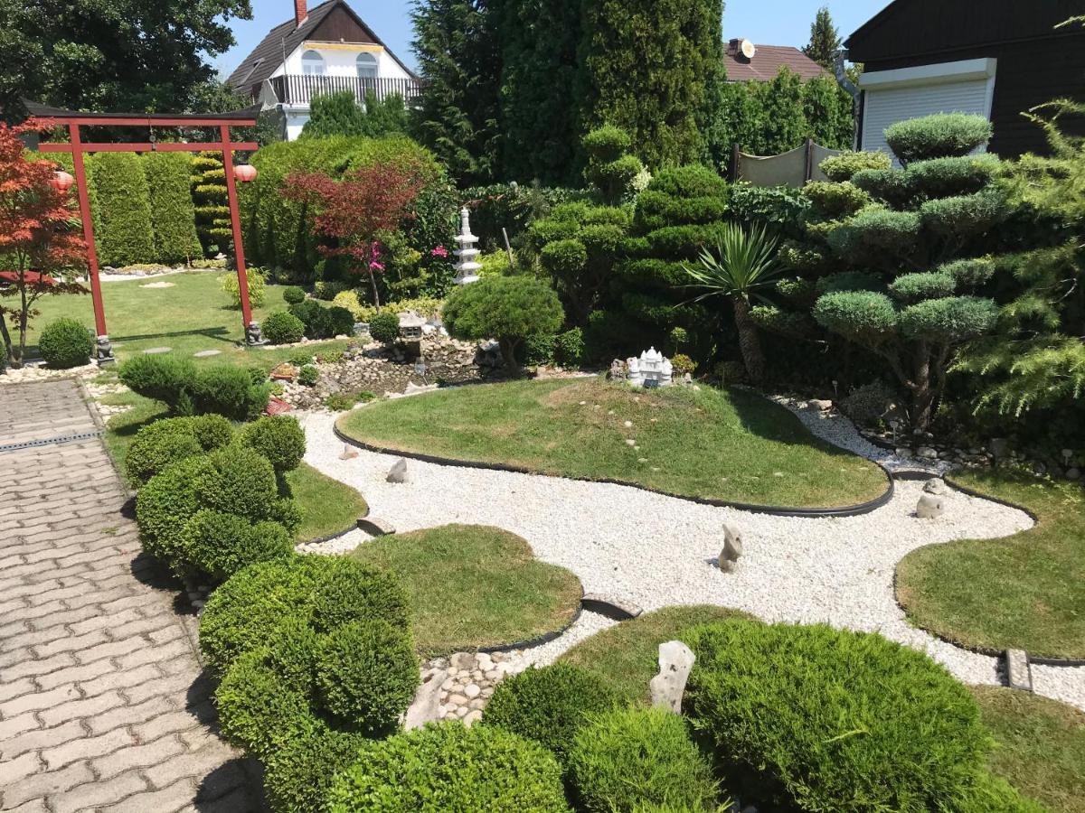Nyaralo Japankerttel - Apartment With Japanese Garden Balatonmáriafürdő Exteriör bild