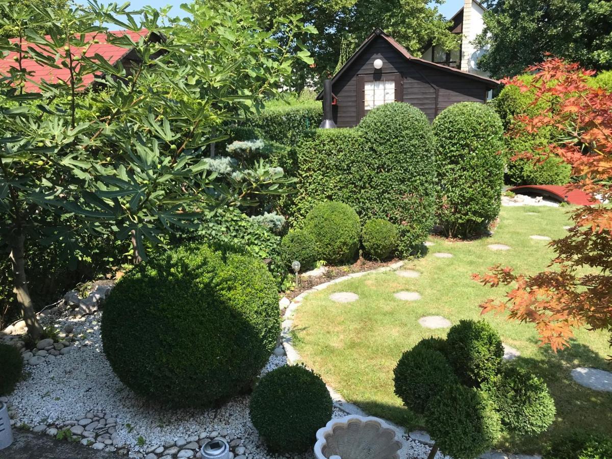 Nyaralo Japankerttel - Apartment With Japanese Garden Balatonmáriafürdő Exteriör bild