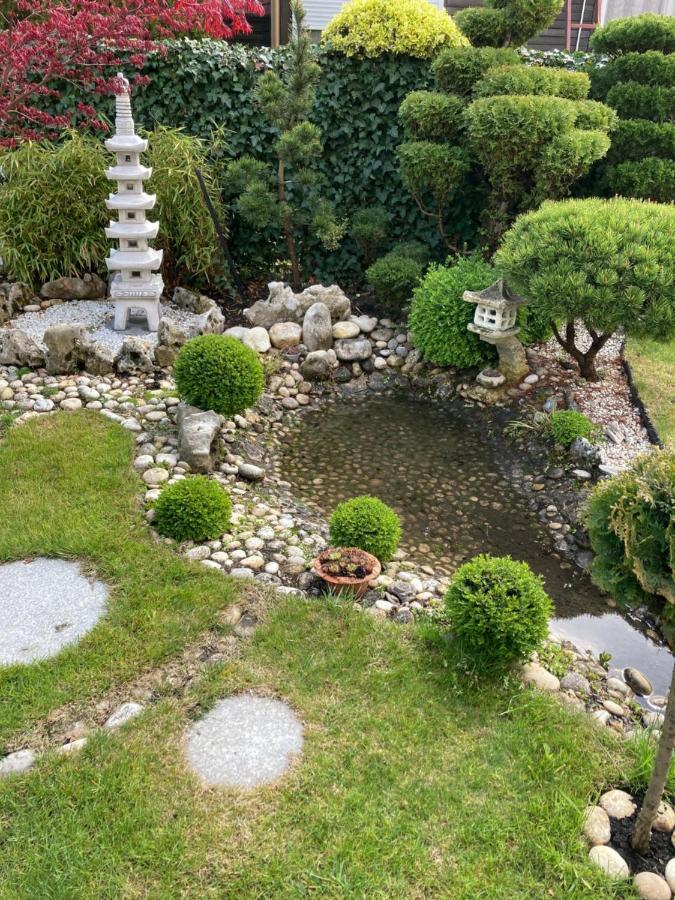 Nyaralo Japankerttel - Apartment With Japanese Garden Balatonmáriafürdő Exteriör bild